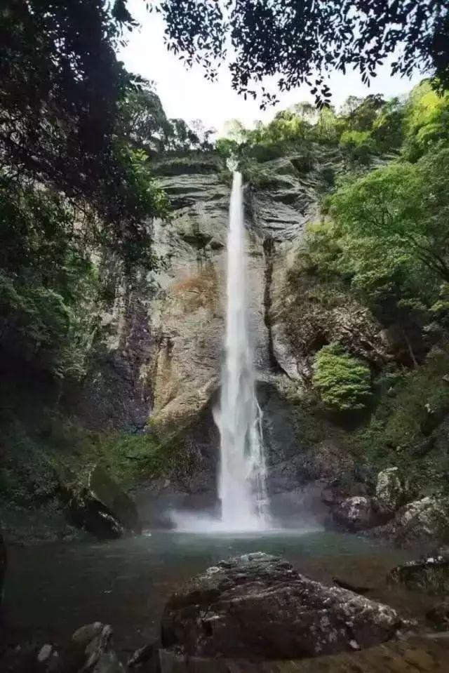 被困的小恶魔