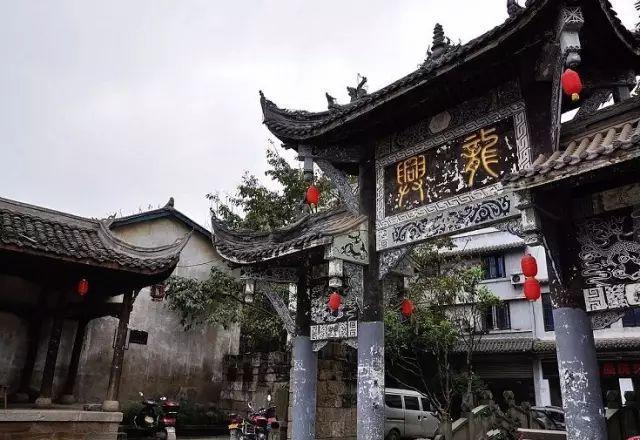 爱心年夜饭分会场||燃料行动为120户地贫儿家庭送去新年慰问